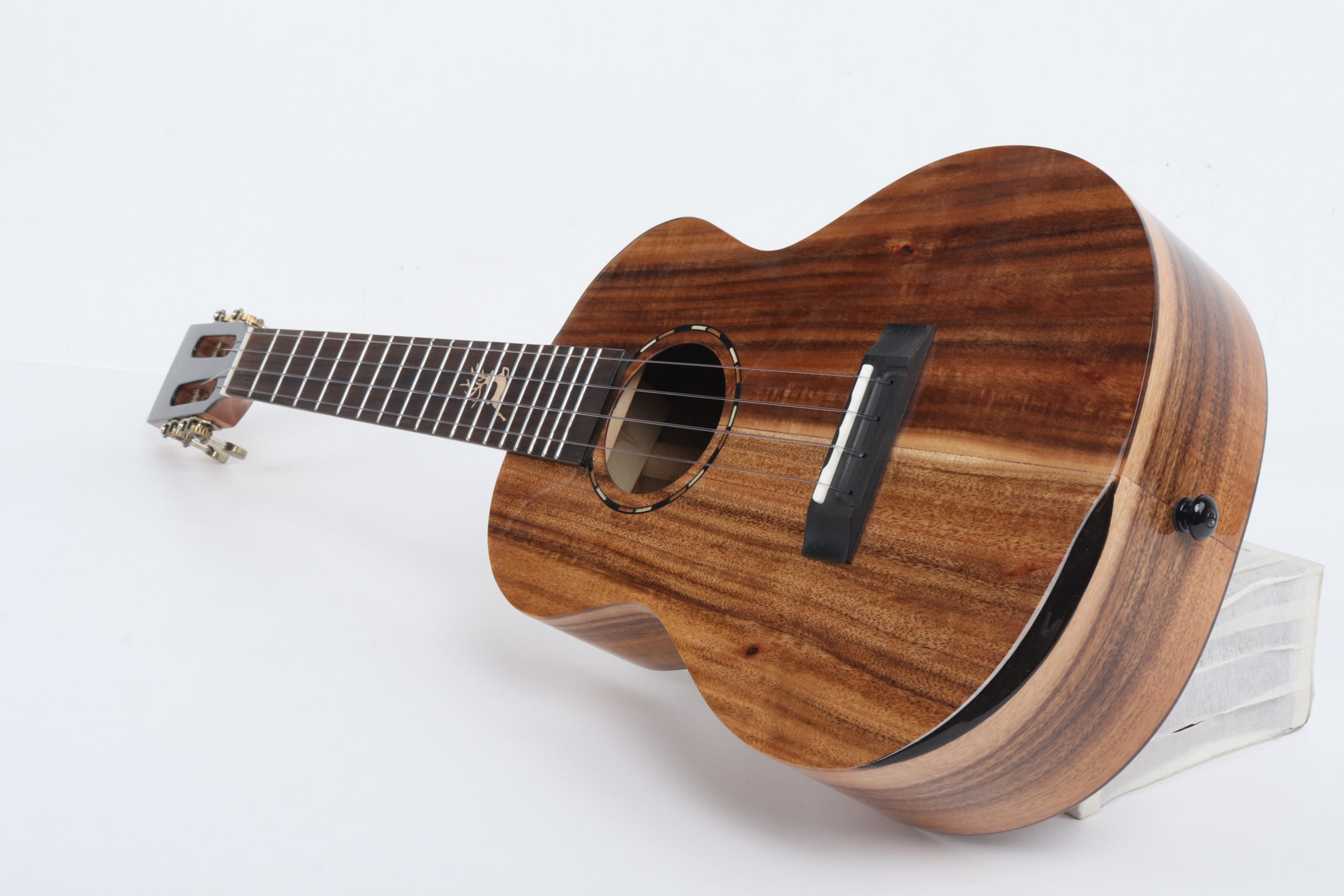 KAMAMUTA Acacia Confort Edge Ukulele KA-AC-DC-Tenor