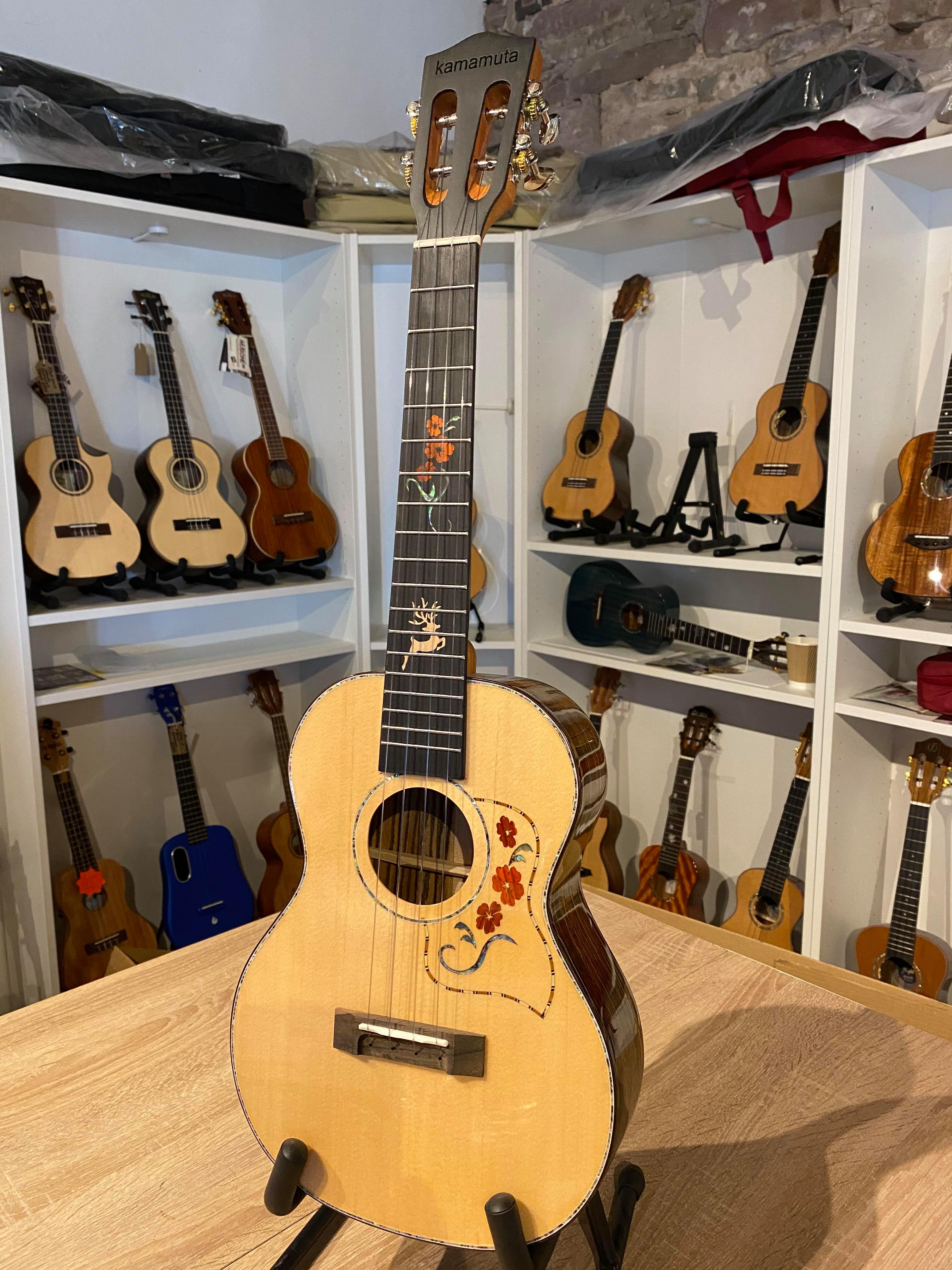 KAMAMUTA Santos ukulele Tenor KA-S-T